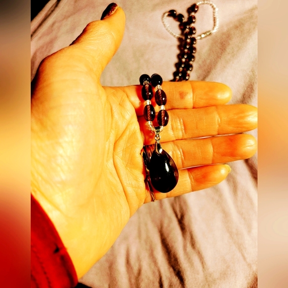 New feminine look Violet Amethyst color Necklace (Never been worn)😘💜 - Picture 2 of 6